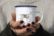 Lade das Bild in den Galerie-Viewer, Emaille-Becher &quot;CREEPY UNICORN&quot;, Tasse, Geschenk
