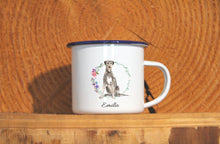 Lade das Bild in den Galerie-Viewer, Personalisierter Emaille-Becher &quot;IRISCHER WOLFSHUND&quot;, Tasse, Geschenk
