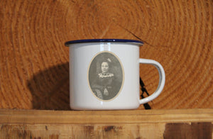 Emaille-Becher "VIKTORIANISCHES PORTRAIT", Tasse, Geschenk